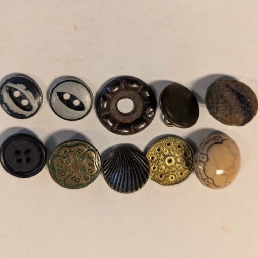 Lot of Vintage/ Antique buttons Ten 10 Estate Find Collector LOT C